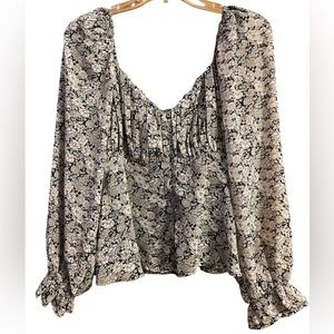 ASTR Floral Blouse Size M NWOT